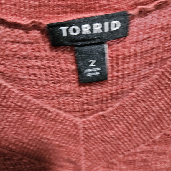 Torrid Red Cold Shoulder Blouse GUC - Picture 4 of 4